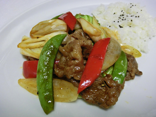 牛肉と野菜炒めケチャップソース味